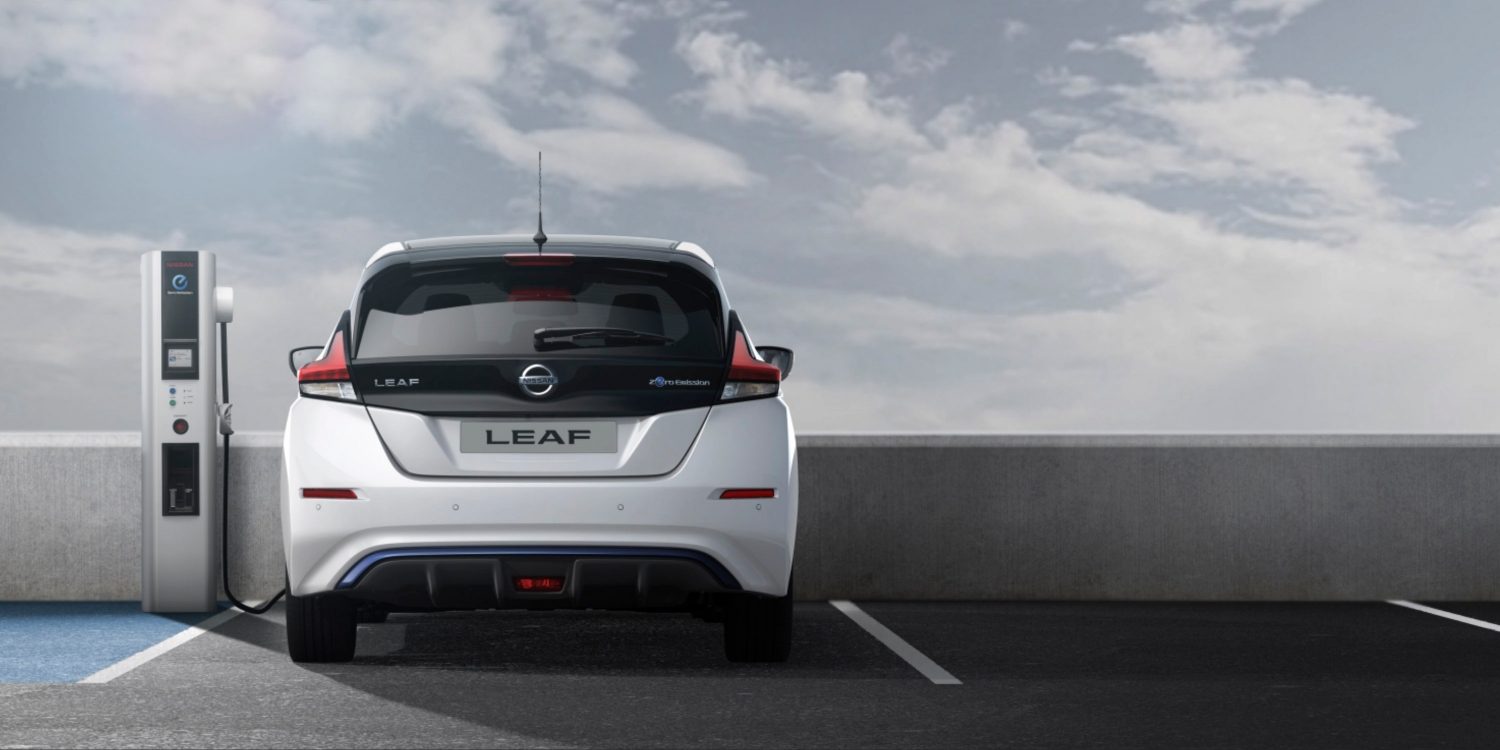 nissan leaf charger